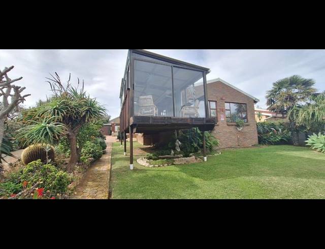 3 BEDROOM HOUSE FOR SALE IN DANA BAY